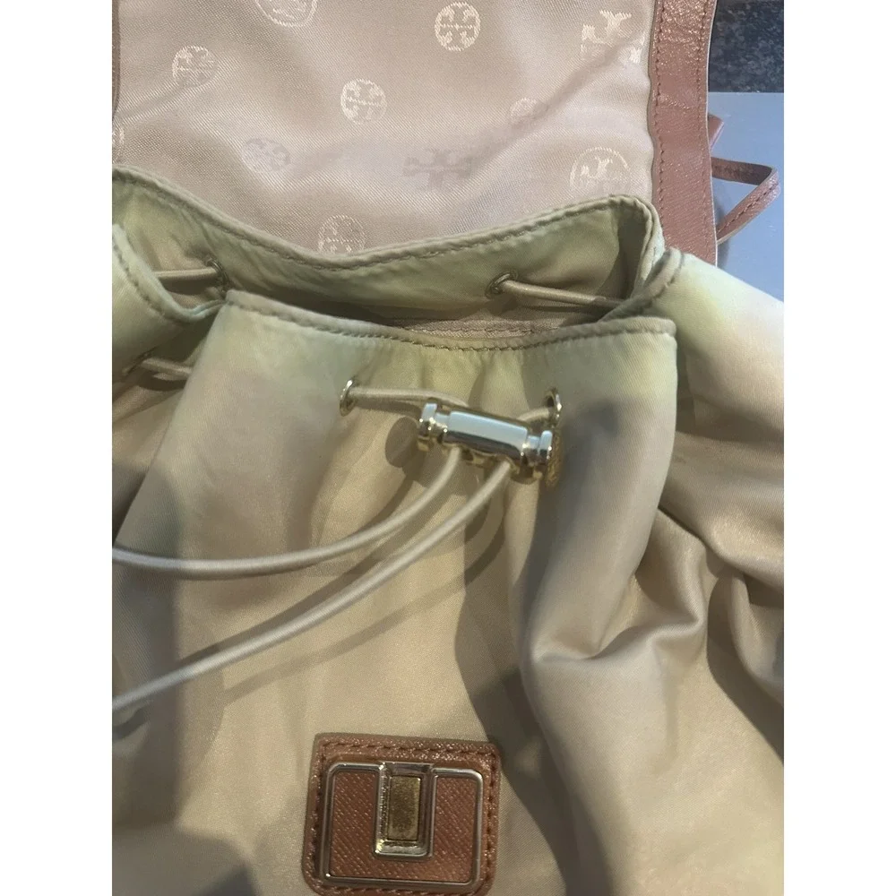 Tory Burch tory burch
